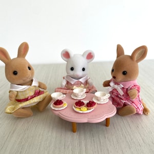 Calico Critters Tea Party Custom Set With Kangaroo Girl, Bunny, Mouse ...