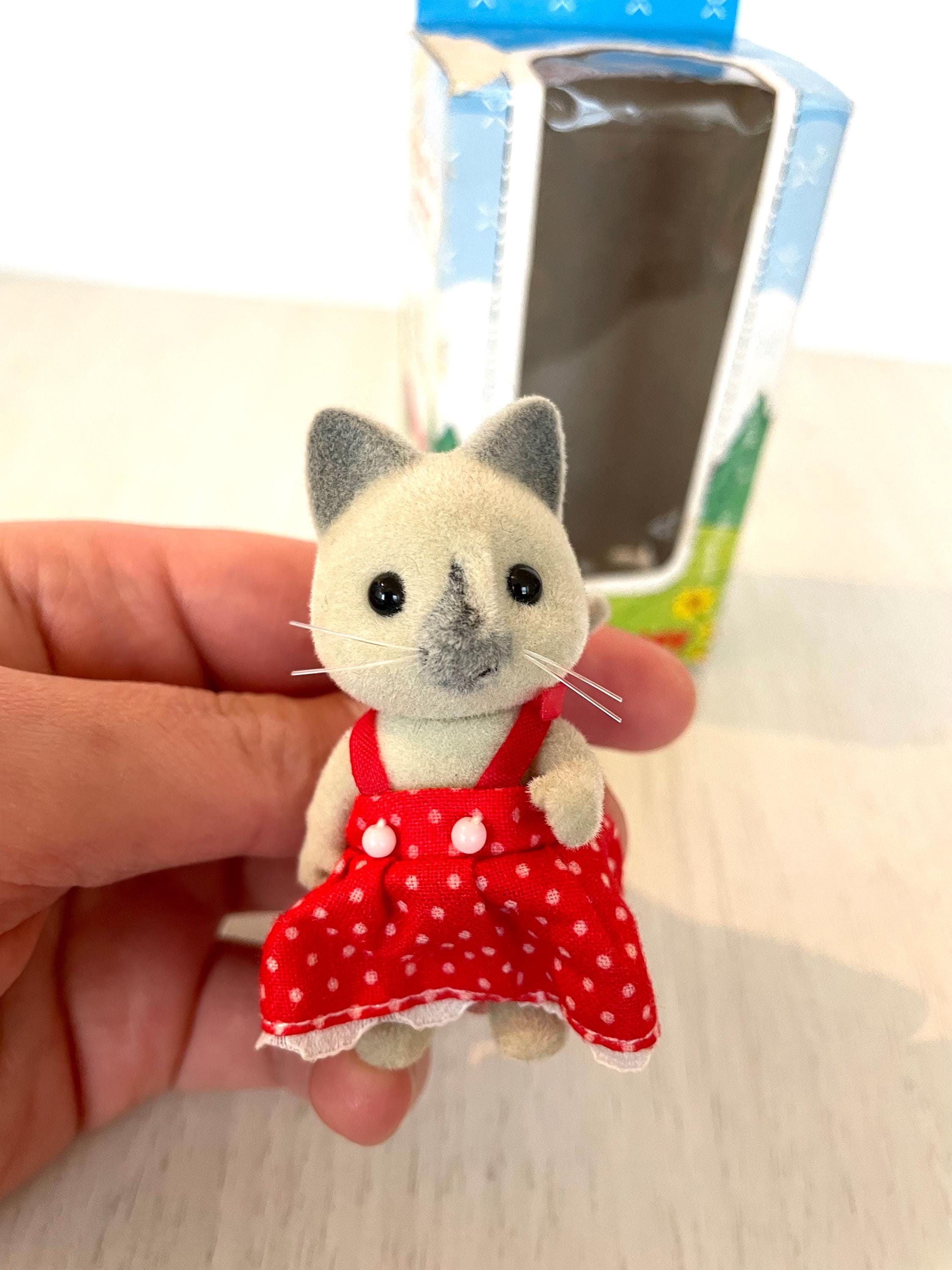 シルバニアファミリー シャムシャム シルバニアファミリー シャム猫の娘、ザラ ソリティア、トミー 1985 年
