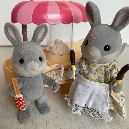 Sylvanian Families Baby Treefellow Owls With Dad in Sylvanian Families Baby Treefellow Owls With Dad in