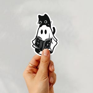 Book Ghost Kindle Sticker, Bookish Halloween Sticker, Spooky Book Lover Gift, Fall Reading Accessory, Bookstagram Decor, Reader Vinyl Decal