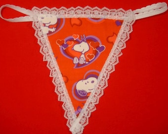 Peanuts Official Snoopy Girls Underwear Sets Bulk 4 PCS Pack 2 Knickers 6-14 Years 2 Vest or Cropped Tops