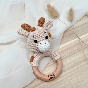 Giraffe crochet rattle, baby birth gift, crocheted rattle, amigurumi rattle, baby gift