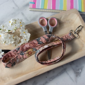 Schlüsselband Rosen, altrosa, zum Umhängen, Lanyard