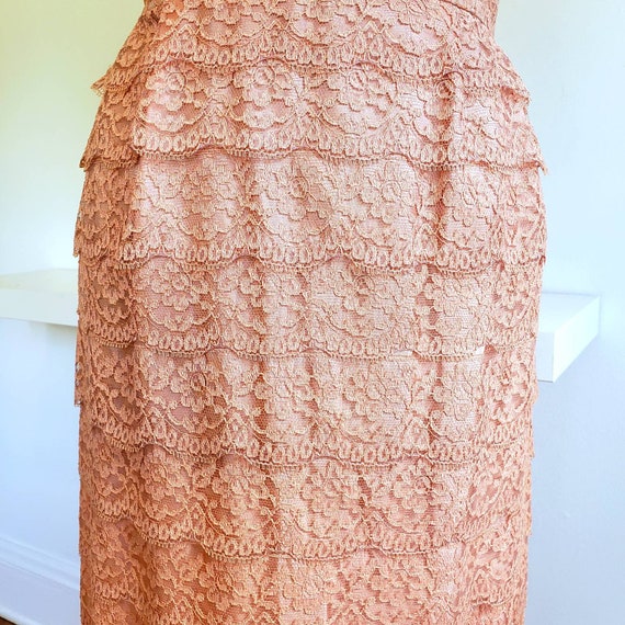 50s Lace Peach Wiggle Dress - image 10