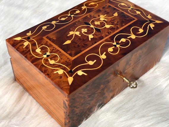 8"x5" high quality large jewellery Box,wooden Jewellry box, thuya box with lock key, decorative box, memory box, gift idea, christmas Gift