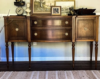 Stunning Vintage Federal Style Hepple Mahogany Traditional Sideboard / Buffet / Credenza Modern /