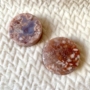 Blumen Achat Scheibe Schnitzerei - Kristall - Heilender Kristall - Spirituelle Gabe - Herz Schnitzerei