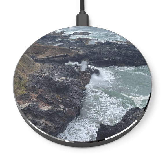 Coastal Waves GEYSER and rocks Wireless Charger, Ocean Decor Charging Pad, Beach Lover Gift, Modern Tech Accessory, Cool Desk Decor