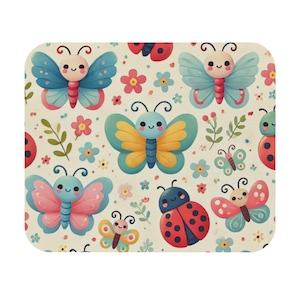 Adorable alfombrilla de ratón con mariposas y mariquitas, bonito accesorio de escritorio para niños, decoración de oficina, regalo para amantes de los insectos, temática floral.