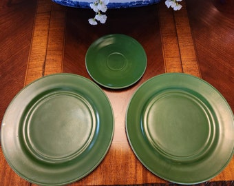 Vintage Hazel Atlas Ovide Dark Green Misc. Dishes, 2-9" plates, 1-saucer, retro plates, dining, kitchen