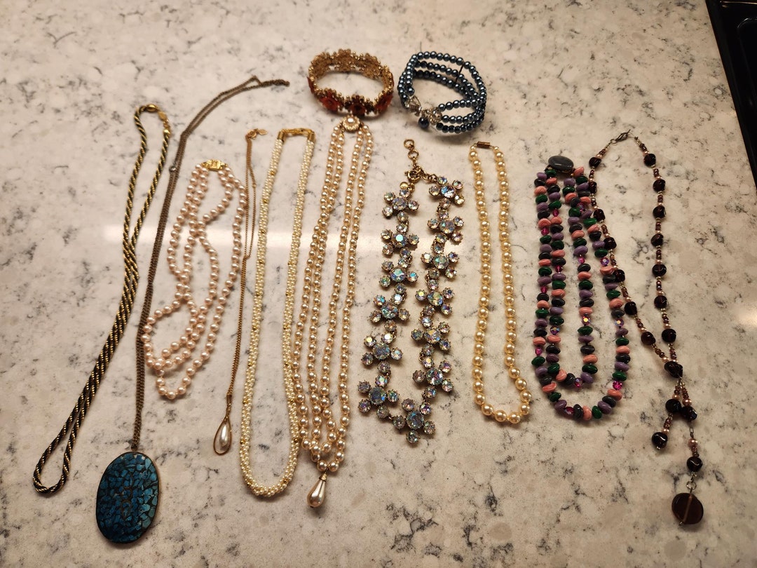 Vintage and Costume Jewelry 10 Necklaces and 2 Bracelets, Costume