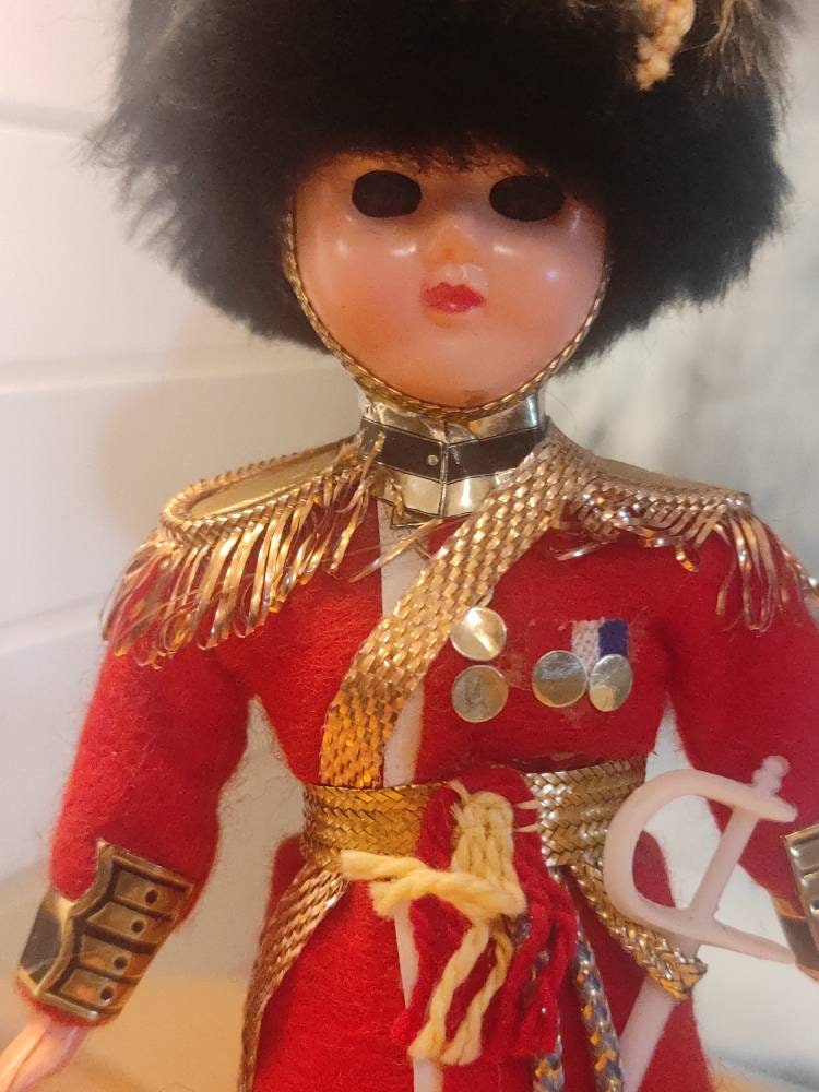 PaVintage Scottish Sleepy Eye Boy  Dolls  In Traditional Costume