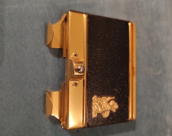 Gigarette case, Magnetic, car mount Cigarette Dispenser, vintage rare fantactic, gold tone