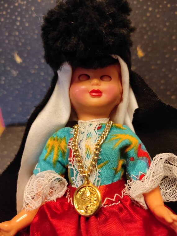 VTG NAZARE PORTUGAL Traditional  Fish Wife Doll  … - image 2