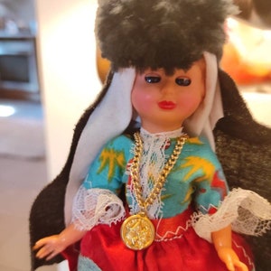 VTG NAZARE PORTUGAL Traditional  Fish Wife Doll  Artist-Maria Helena 1950’s
