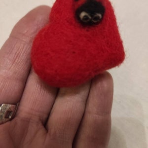 Felted Ladybug, heart Wool Felt Ladybug, Felted Insect, Needle Felt heart and Ladybug, Ladybug Decor, Felted Ladybird, handmade Felted Acces