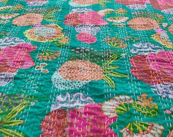 Indian Kantha Quilt Handmade Throw Blanket Bedspread Cotton Fabric Bohemian quilting Bed cover Kantha throw