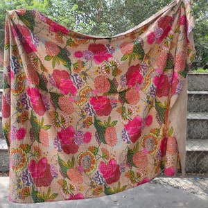 Trapunta Kantha indiana con stampa di frutta Trapunte Kantha bohémien Trapunte vintage fatte a mano Kantha indiano Coperta da tiro Copriletto Trapuntatura Copriletto,