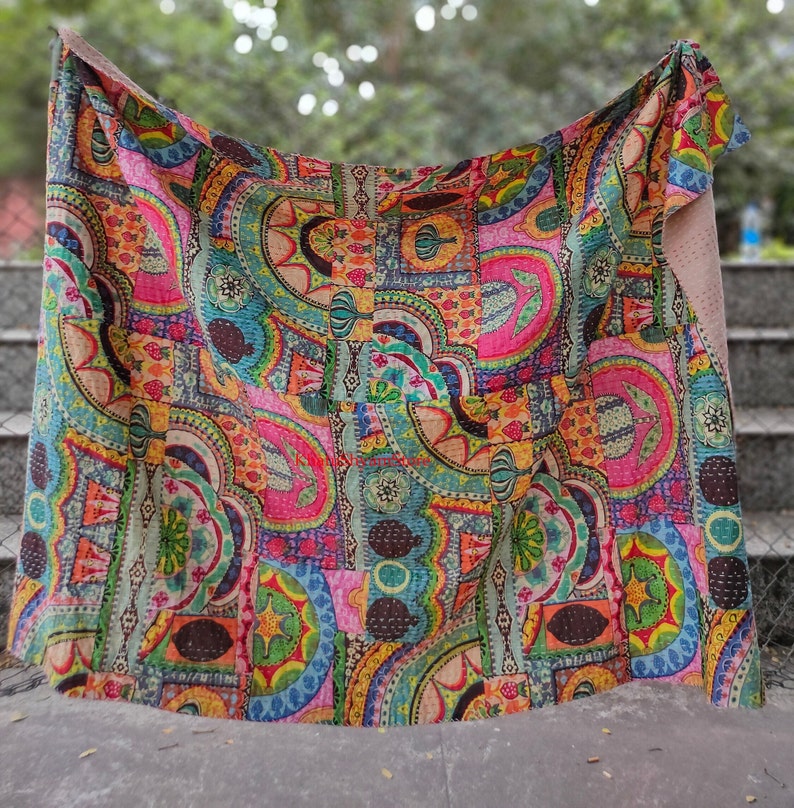 Indian Kantha Quilt Handmade Kantha Bedcover Indian Quilt Couvre-lit Jeter Couverture en coton Quilt à vendre, Quilt cadeau image 1