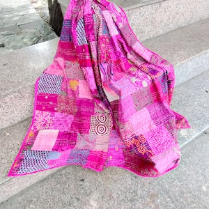 Silk Patch Work Kantha Quilt Blanket Bedspread Patch Kantha Throw Kantha Rallies Sari Quilt Pink
