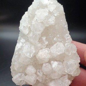 Apophyllite Mediational Crystals with stand, Raw Apophyllite Crystals, India Zeolite See Video, US Seller | US Shipping. See Video