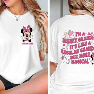 Design de camiseta com nome personalizado da avó, Mouse é como uma avó normal, mas mais mágica, png, presente fofo de desenho animado para o dia das mães da avó, férias