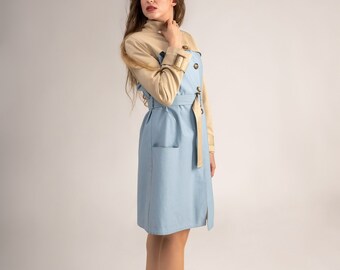 Cypro Trenchcoat : Frühlingsmantel mit gewölbtem Detail und Gürtel