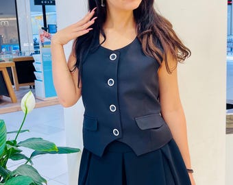 Retro Gabardine Vest: Black & White Button-Up, Adjustable Buckle