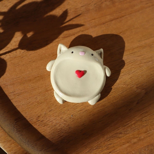 Cute Kawaii Cat Worry Stone Fidget - Pocket Pal - Polymer Clay - Anxiety Relief - Fidgeting and Picking Relief - Beige Aesthetic