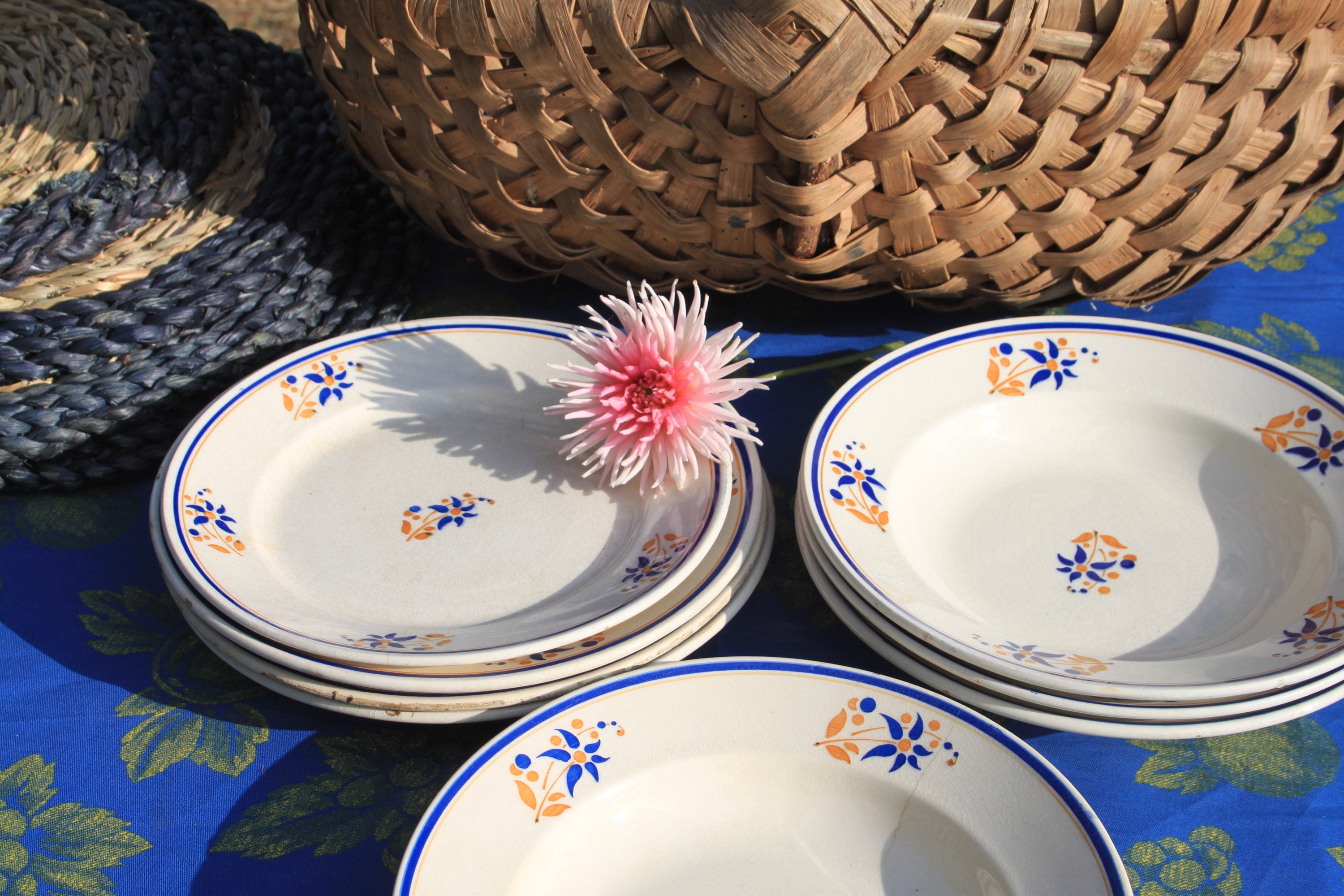 K & G Luneville, assiettes