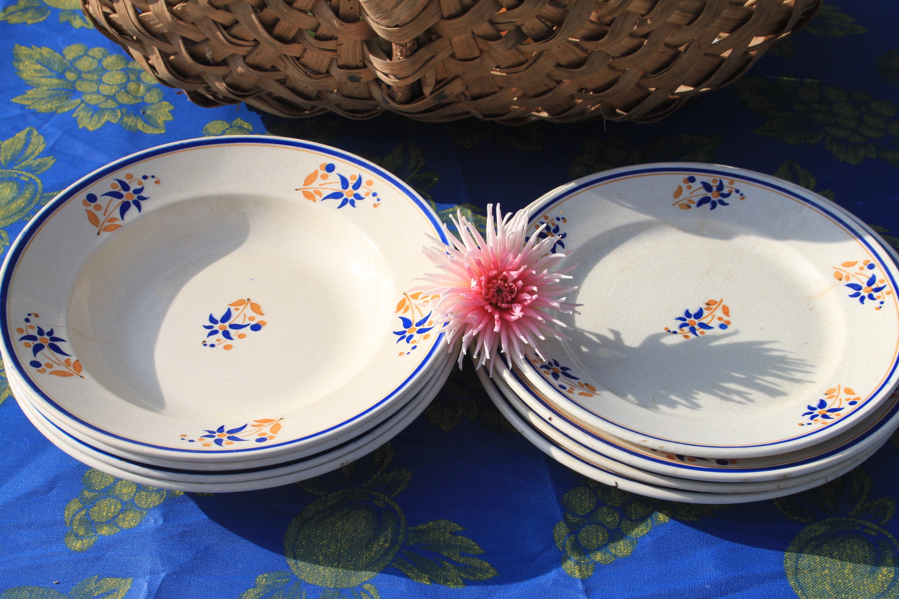K & G Luneville, assiettes
