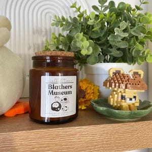 Blathers Museum Candle ACNH / Handmade aromatic and decorative candle