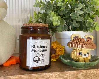 Blathers Museum Candle ACNH / Handmade aromatic and decorative candle