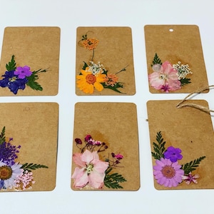 Fiori pressati/etichette regalo/regali/etichette note/confezione/regali/abbellimenti