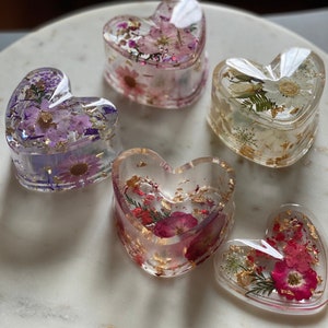 Glitzy Flower Box | Pressed Flower Art | Boxes | Embellished |Jewelry Box | Bridal Party Favors | Gifts | Decor | Organizing