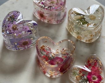 Glitzy Flower Box | Pressed Flower Art | Boxes | Embellished |Jewelry Box | Bridal Party Favors | Gifts | Decor | Organizing