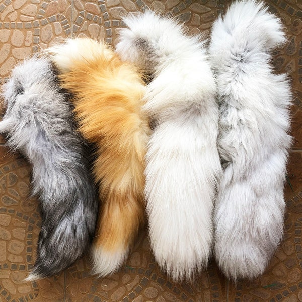 1 pcs full Foxtail, 12-18". 4 colours available, with soft fur. Animal horse farts, fox fur. fur cat toy. dog toys.