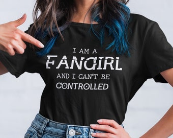 I am a fangirl t shirt | fangirl shirt | gift for book lovers | bookish gifts | bookworm shirt | book lover shirt | book gifts | bookaholic