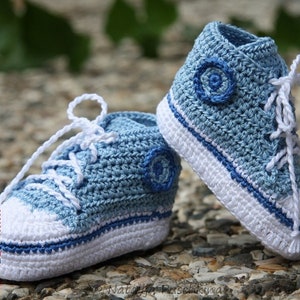 Crochet pattern, cute baby tennis shoes, tutorial, beginner