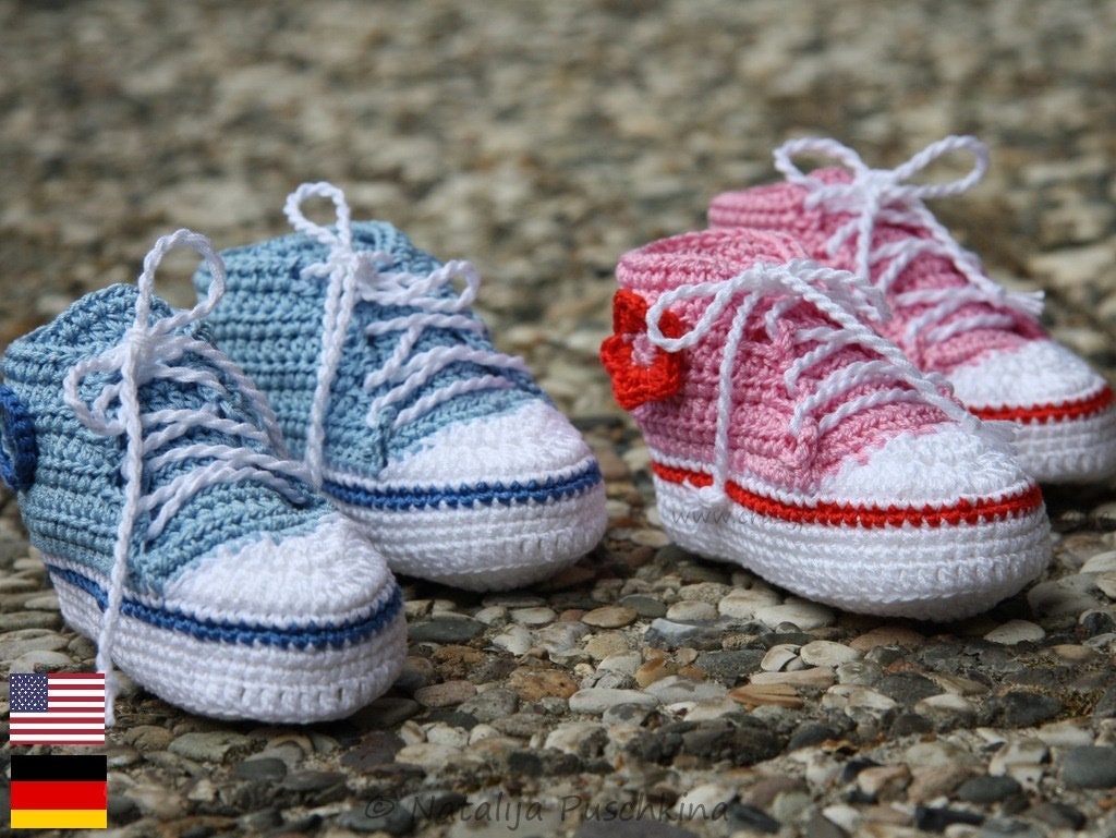 Free Baby Sneakers Crochet Patterns • Oombawka Design Crochet