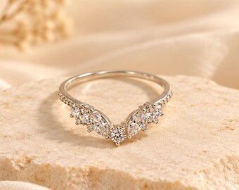 Moissanite Ring 925 Sterling Silver, Moissanite Wedding Ring, Vintage Inspired Silver Ring, Floral Engagement Ring, Anniversary Gift