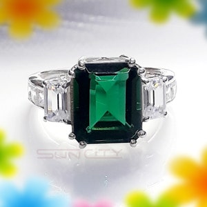 Anillo de turmalina verde natural. Anillo de turmalina verde. Anillo de turmalina natural. Anillo de compromiso. Anillo con la piedra de nacimiento de octubre. Regalo de cumpleaños.