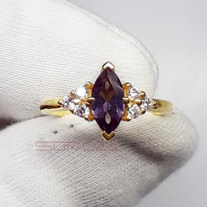 Natural Alexandrite Ring Minimalist Engagement Anniversary Ring-Handmade Ring-3.5x7 mm marquss Shape Micro Gold Silver Ring-Gift For Her