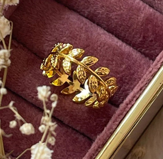 Joyalukkas Mature Macho Bold 22kt Yellow Gold ring Price in India - Buy  Joyalukkas Mature Macho Bold 22kt Yellow Gold ring online at Flipkart.com