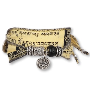Earth Mantra - Tibetan Wish Wish Bracelet made of Tibetan Prayer Flags