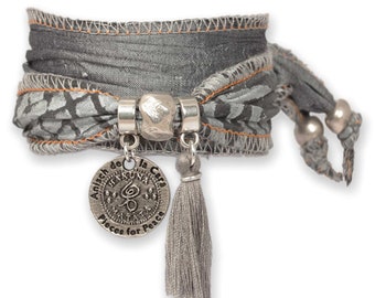 Wrap Bracelet Made from African Cotton Fabric with Small Hakuna Matata Coin | Silver Tone Boho Ethno Lucky Bracelet | Little Silver Moon