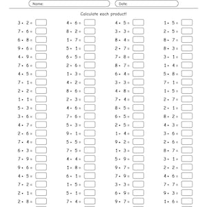 Könnte beinhalten: Ein schwarz-weißes Arbeitsblatt für Multiplikationsaufgaben mit dem Titel Multiplication Facts, Feldern für Name und Datum sowie vier Spalten mit Rechenaufgaben und leeren rechteckigen Kästchen für die jeweiligen Ergebnisse.