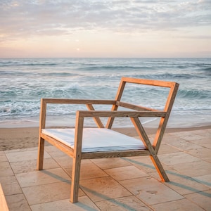 Compact Comfort: Build a Stylish Wooden Chair