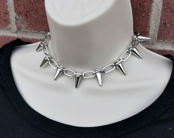 Spike choker necklace, spike chain choker necklace, gothic spike jewelry, spike choker , paperclip chain, gothic choker