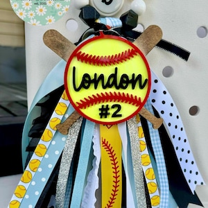 Personalized Custom Softball Bag Tag, Bogg Bag, Sports bag charm, Custom Team colors, Coach's gift, Team Mom, Tournament Gifts